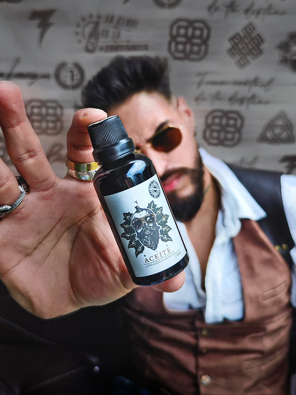 Aceite Premium para Barba y Cuidado Personal - Image 4